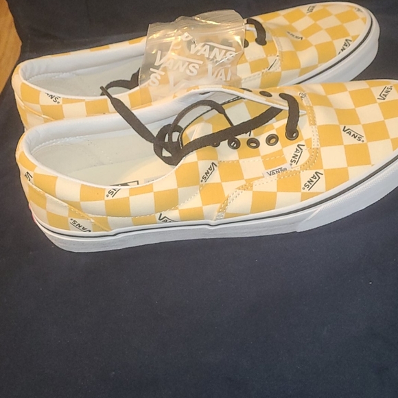 New Vans "Era" logo checks Size 11.5 men's equals 13 women - Picture 3 of 7